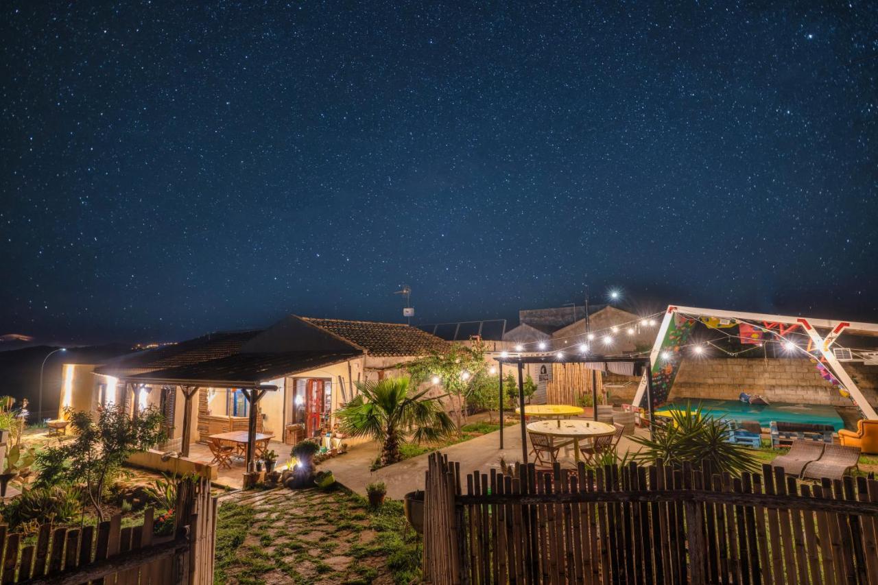 B&B Polvere Di Stelle Ummari Exterior photo